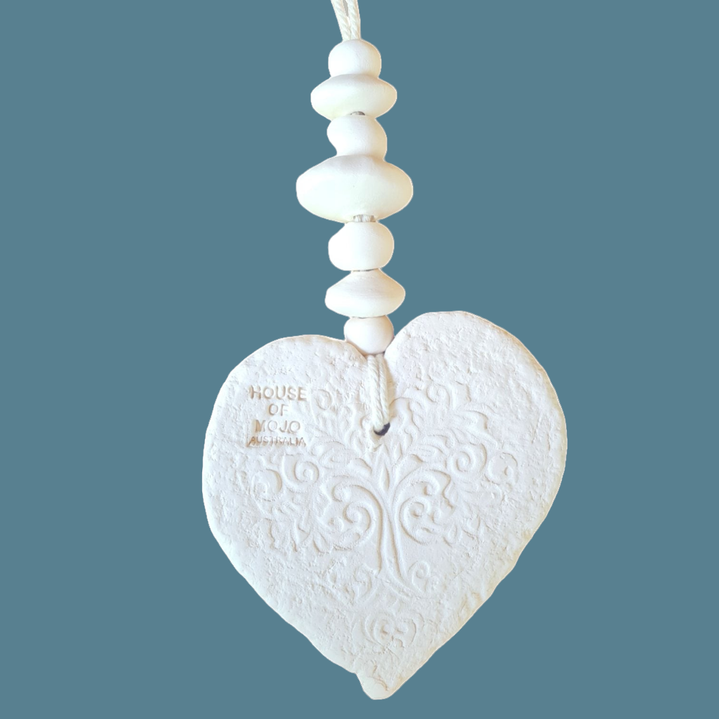 Mojo's Fragranced Ceramic Hearts - Large - "Live, Love, Laugh"