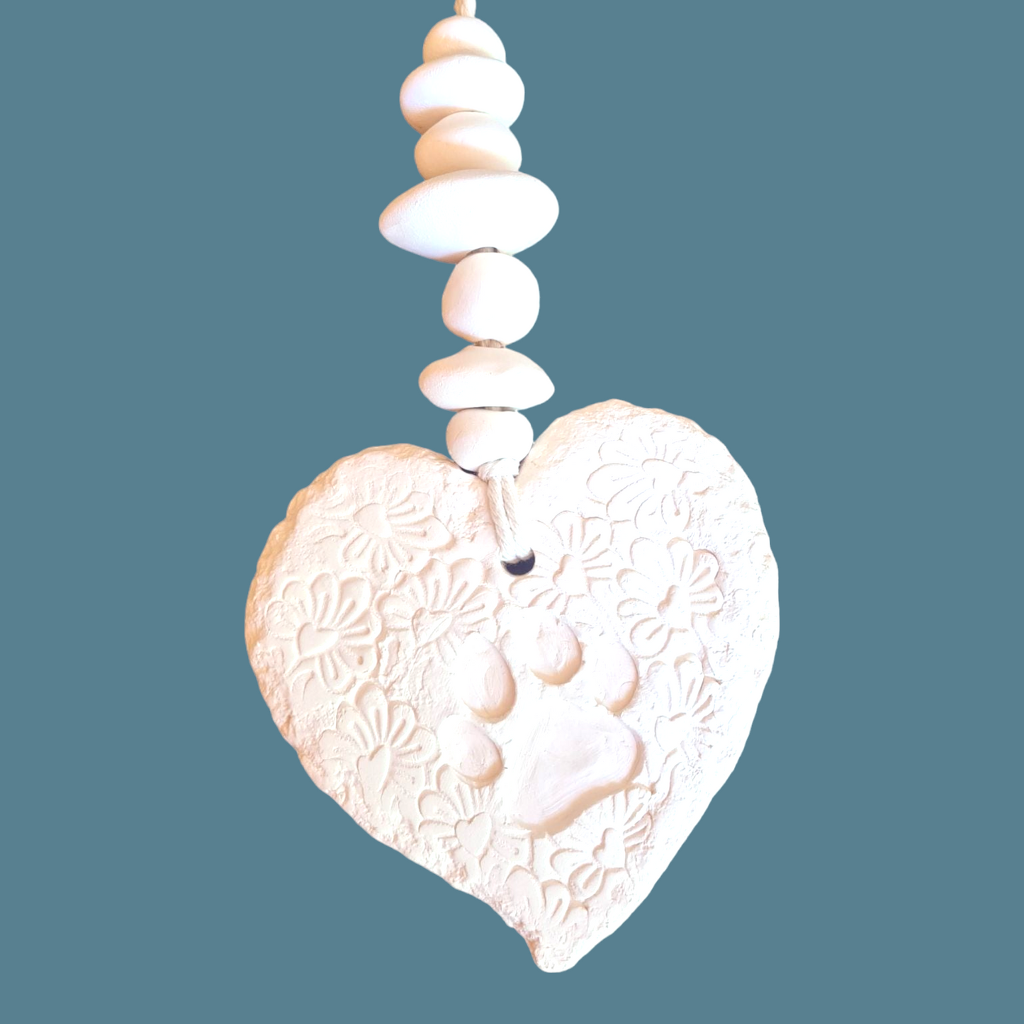Mojo's Fragranced Ceramic Hearts - Large - "Pawprint"