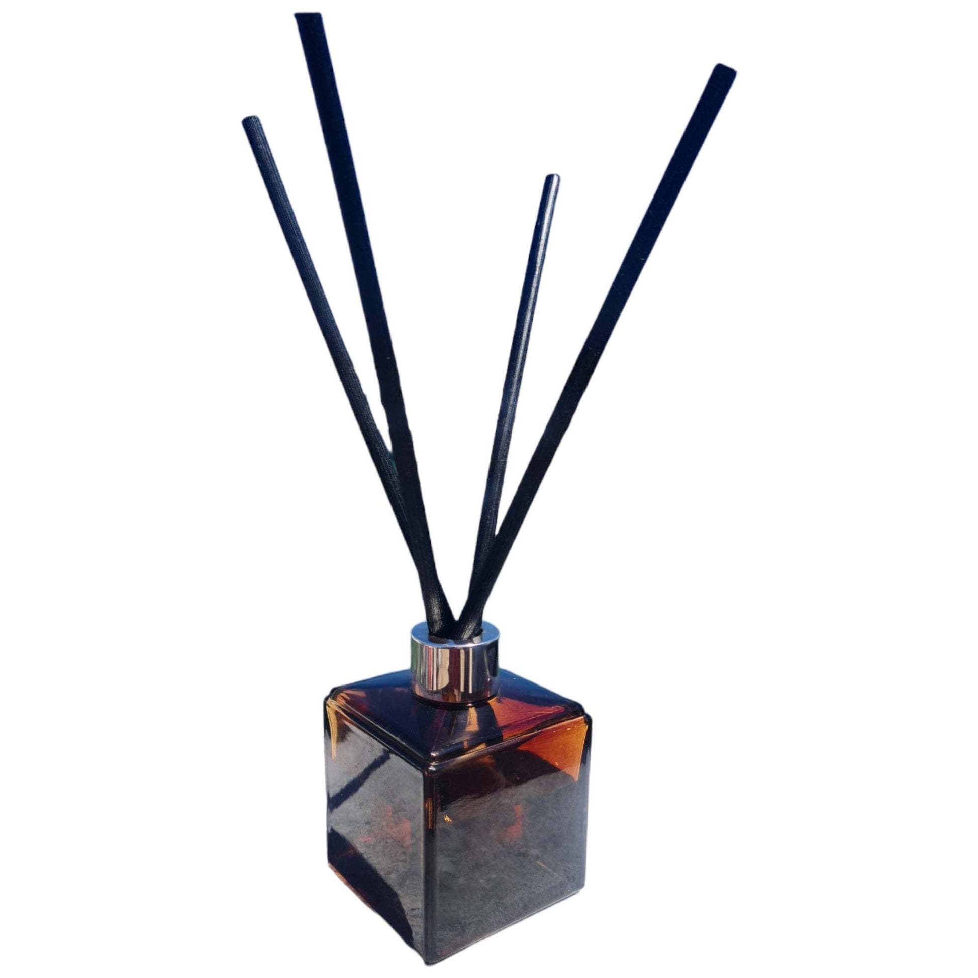 Room Fragrance Diffusers - Deluxe Reed Aroma Diffuser - Mojo's Cassis, Orange Flower & Sandalwood